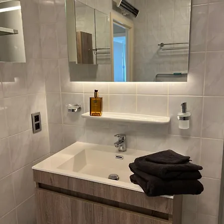 Aan Zee In Met Garage En 2 Slaapkamers * Nieuwpoort